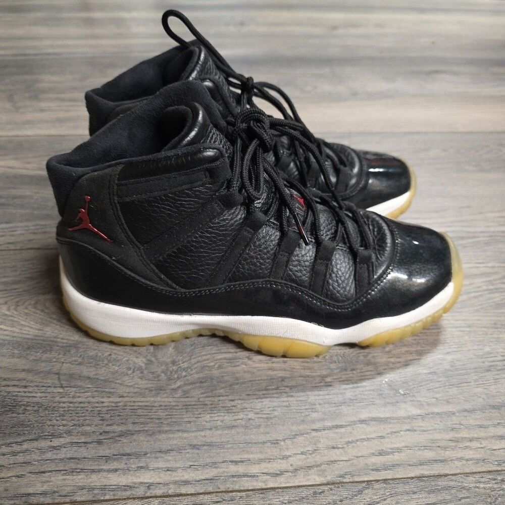 Air Jordan 11 Retro Kids Size 6.5 Y Nike Black White 378038-002